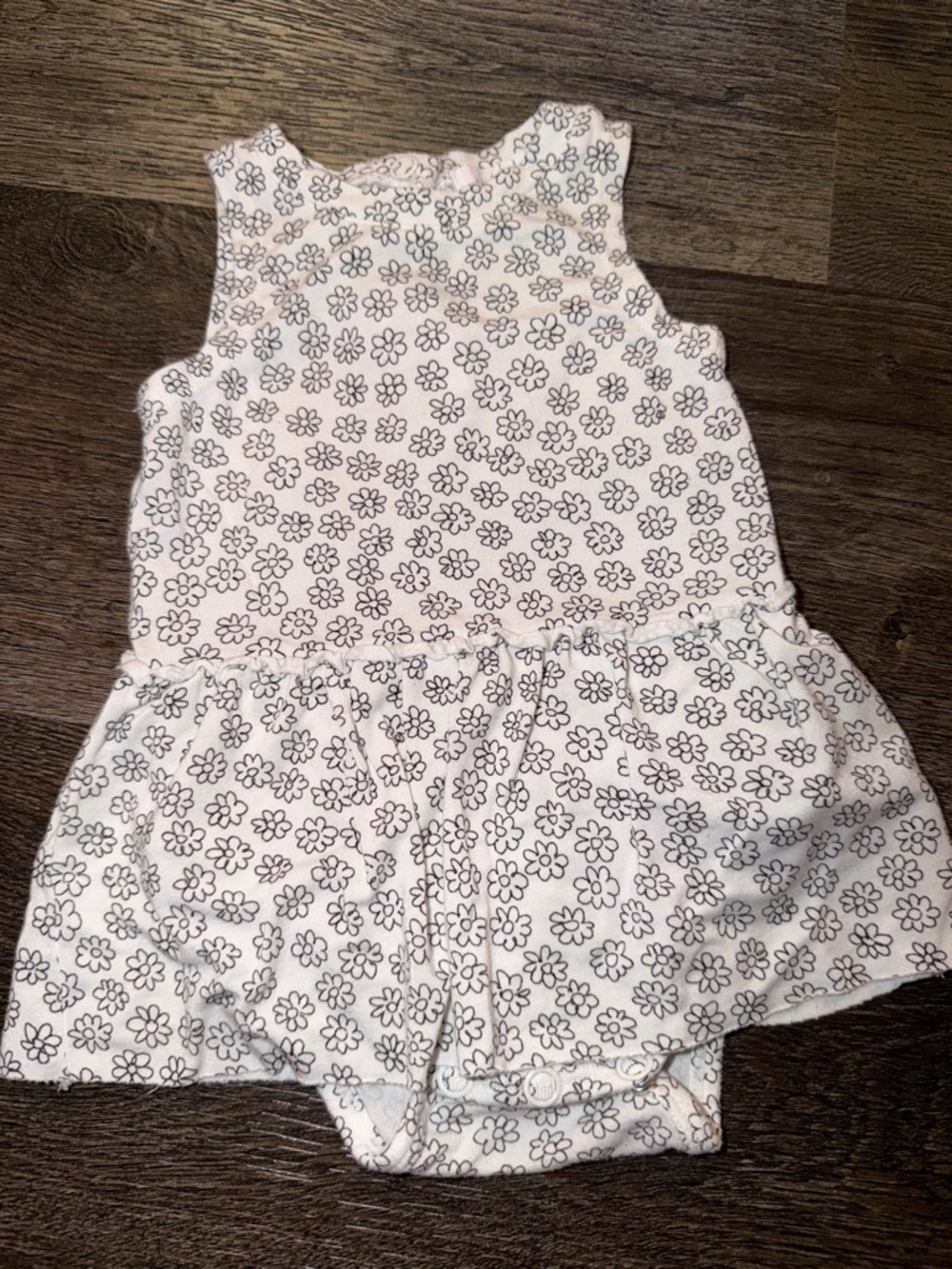 Angel Dear White Floral Print Baby One-Piece Bodysuit